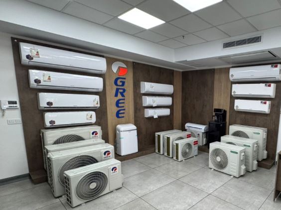 درباره فرداد اسپلیت